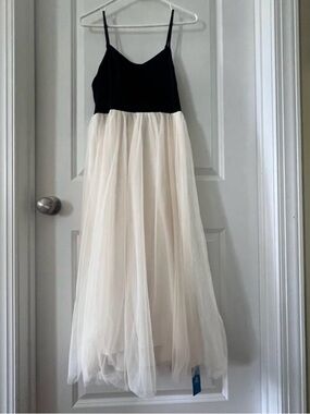 Black & Cream Tulle Spaghetti Strap Maxi Dress